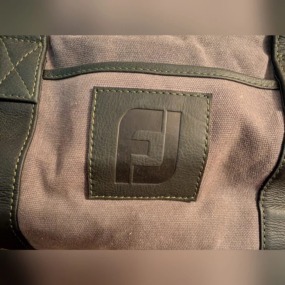 Links & Kings FJ Canvas And Leather Duffel Bag in Crown Green
